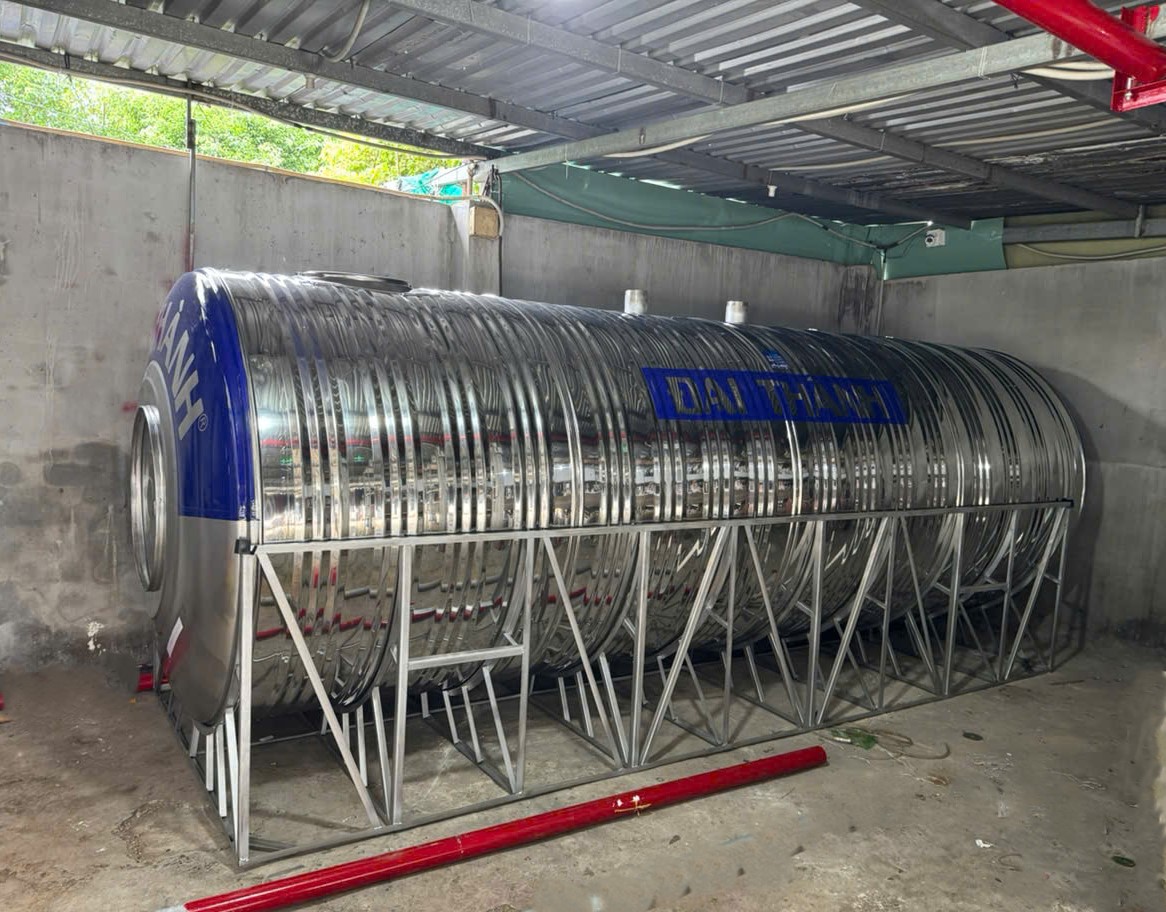 Bồn nước inox công nghiệp 9000L ngang chính hãng